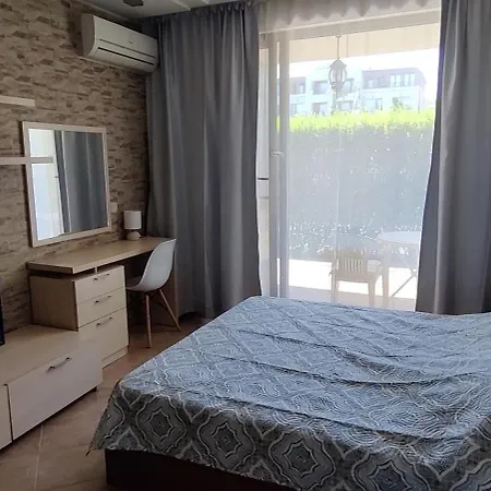 Green Life Private Apartments Sozopol Room photo