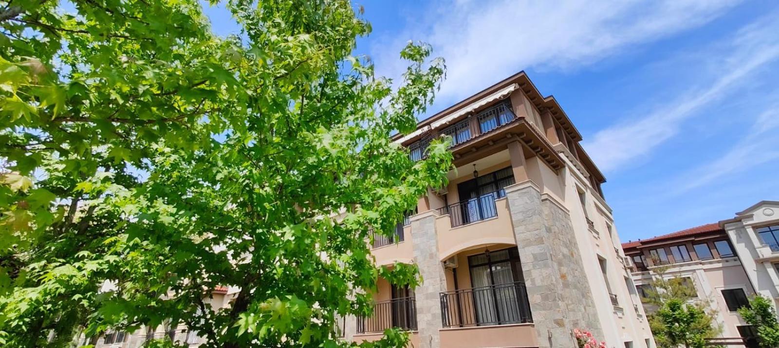 Life Private Apartment